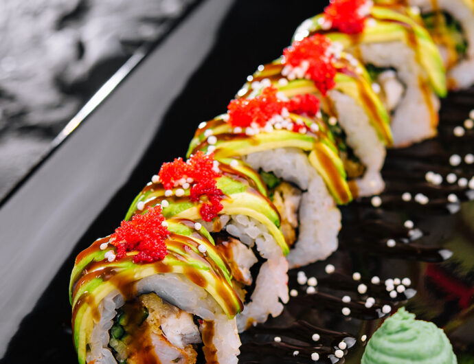 avocado roll sushi with shrimps inside