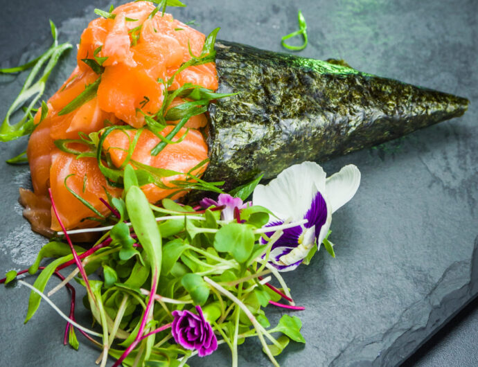 sushi-traditional-japanese-cuisine-premium-salmo-2026-03-26-08-22-10-utc